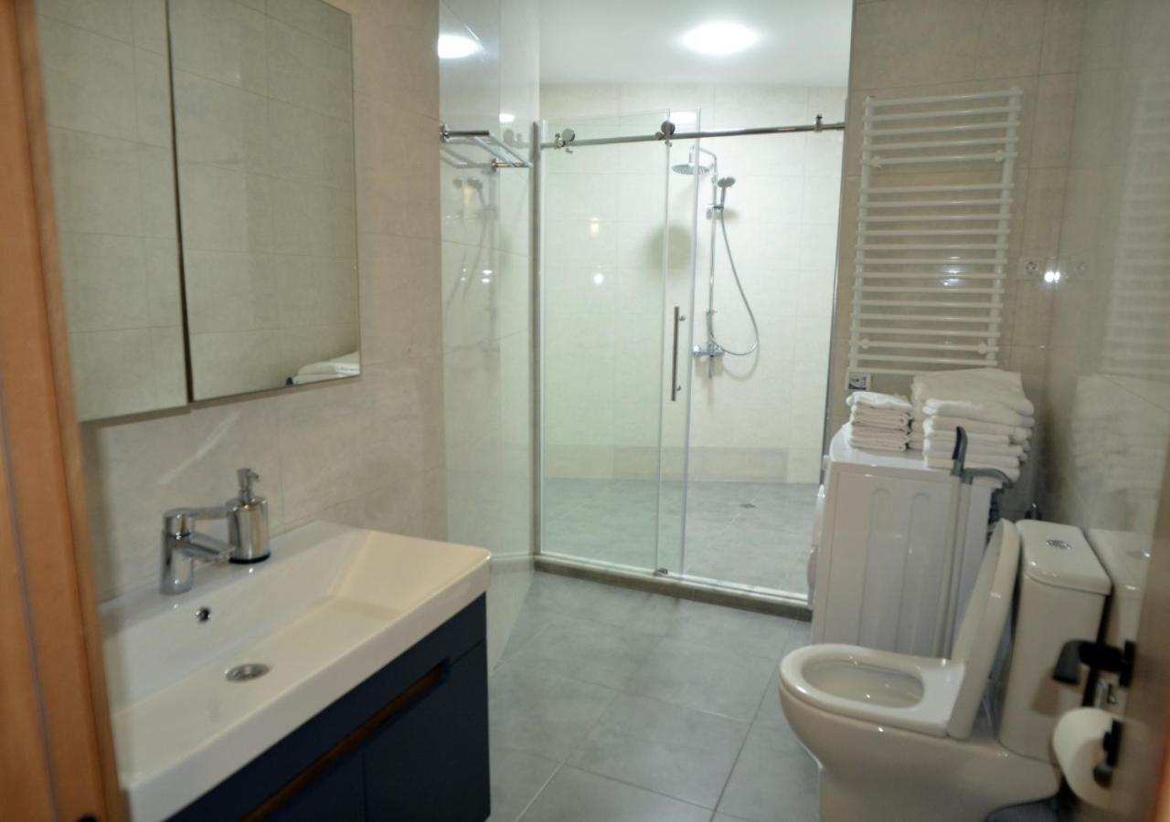 Season Suite Apart-Hotel Batumi Kültér fotó