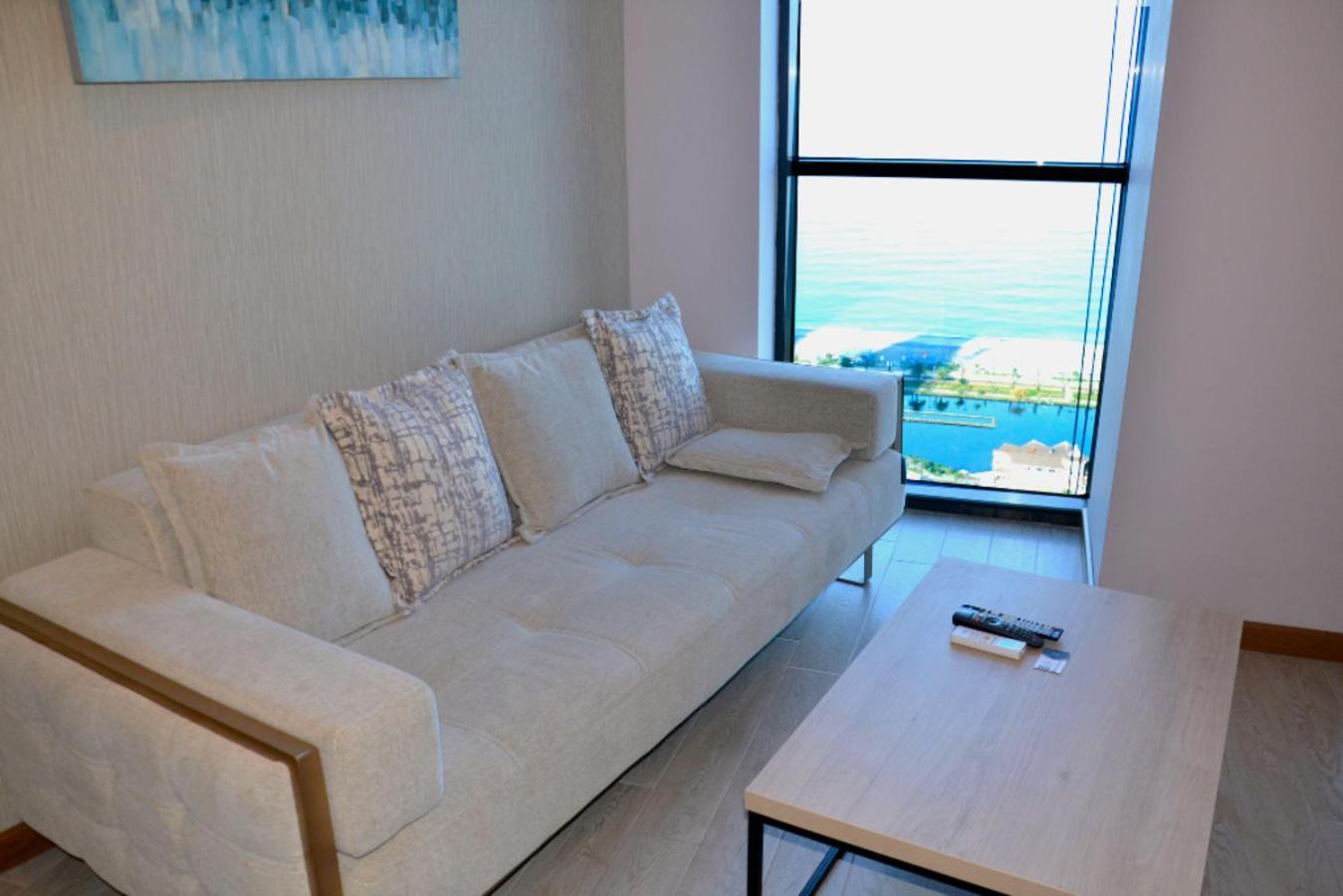 Season Suite Apart-Hotel Batumi Kültér fotó