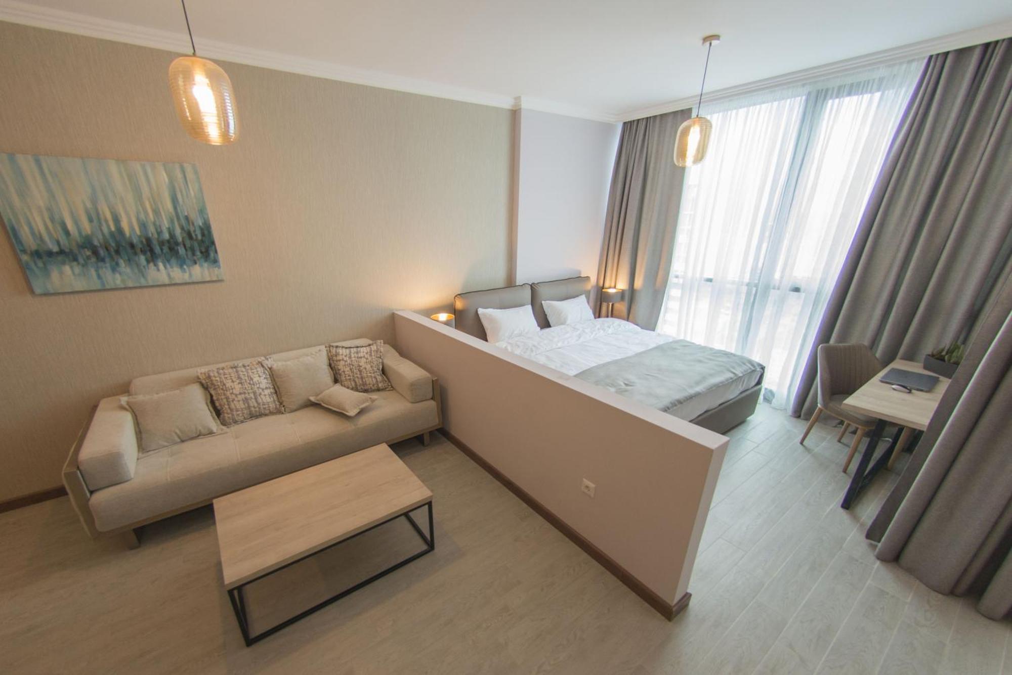 Season Suite Apart-Hotel Batumi Kültér fotó